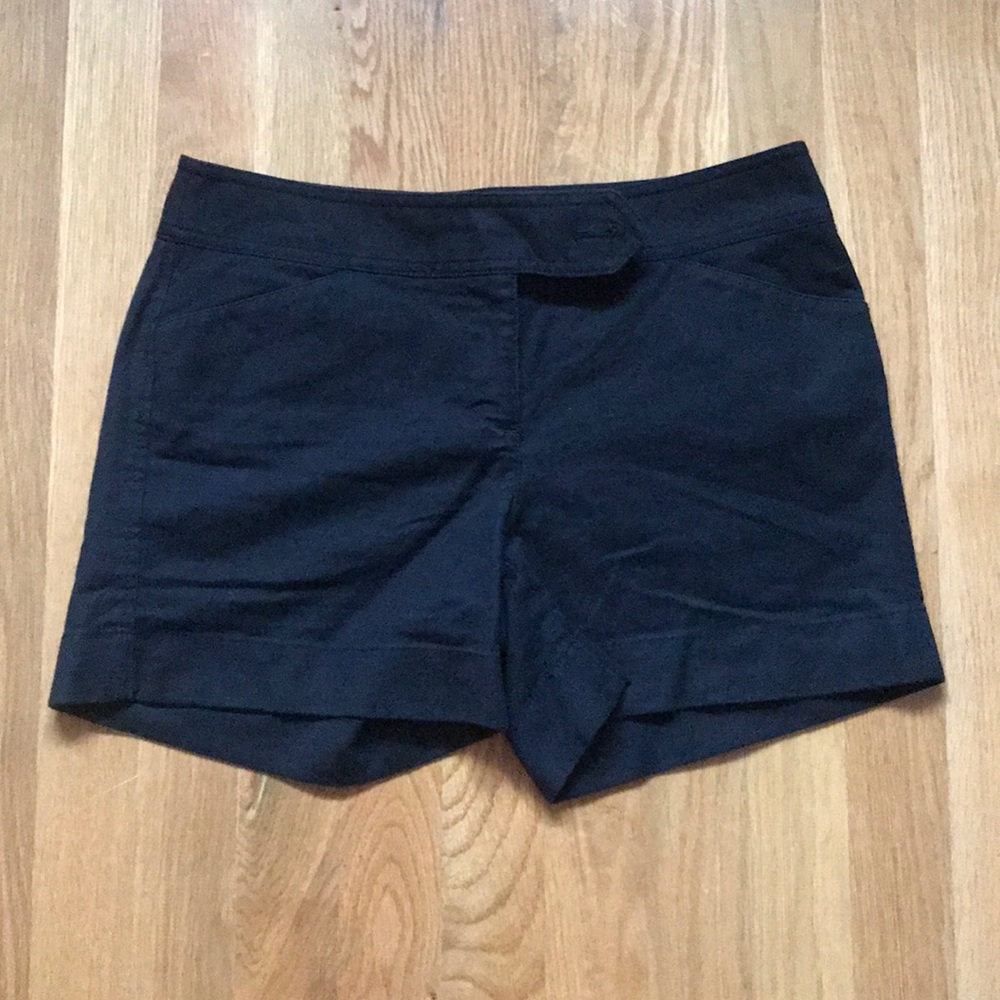 Ann Taylor Signature Fit Black Shorts - Size 2